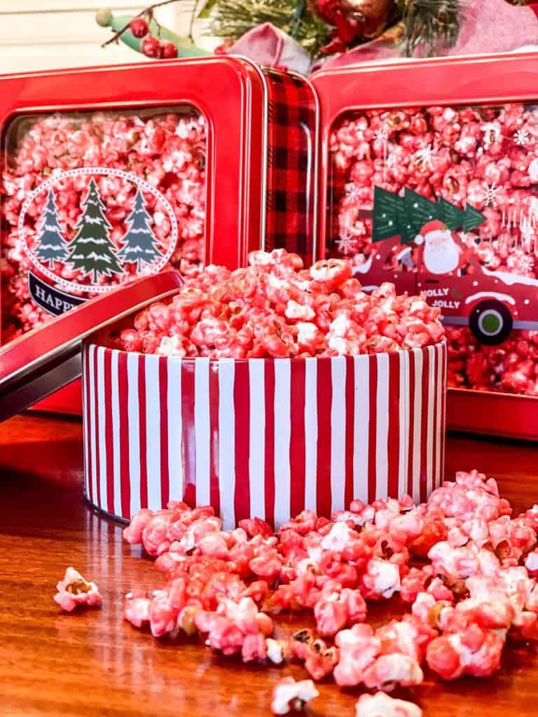 Homemade Christmas Popcorn: The Perfect Gift That Warms Teachers' Hearts