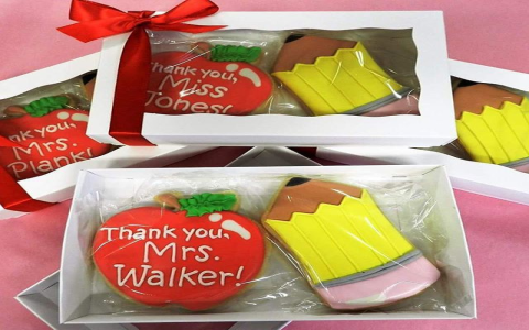 Indulge in Sweetness: The Perfect Christmas Biscuit Gift Box for Your Teacher