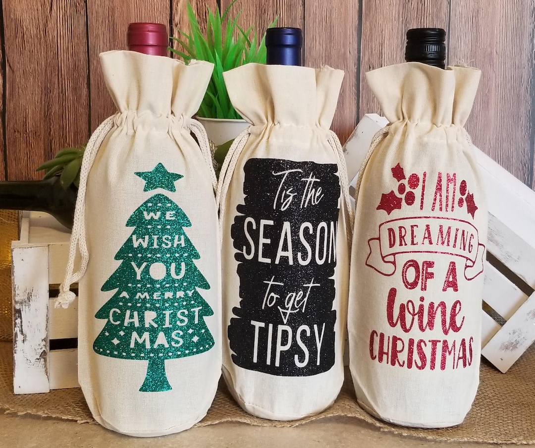 Experience the Festive Charm: Christmas Wine Gift Bag for Housekeepers